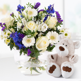 Blumenstrauß + Teddybär zur Geburt eines Jungen
