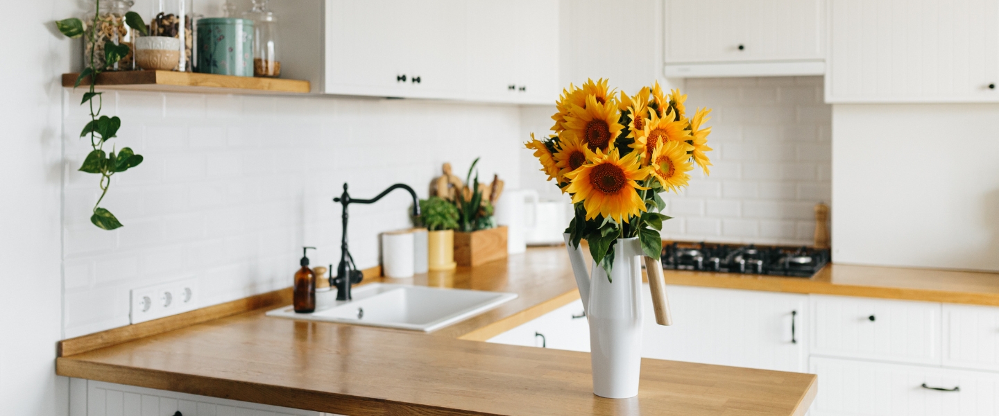 Sonnenblumen in der Vase: Ideen für Deko mit Sonnenblumen