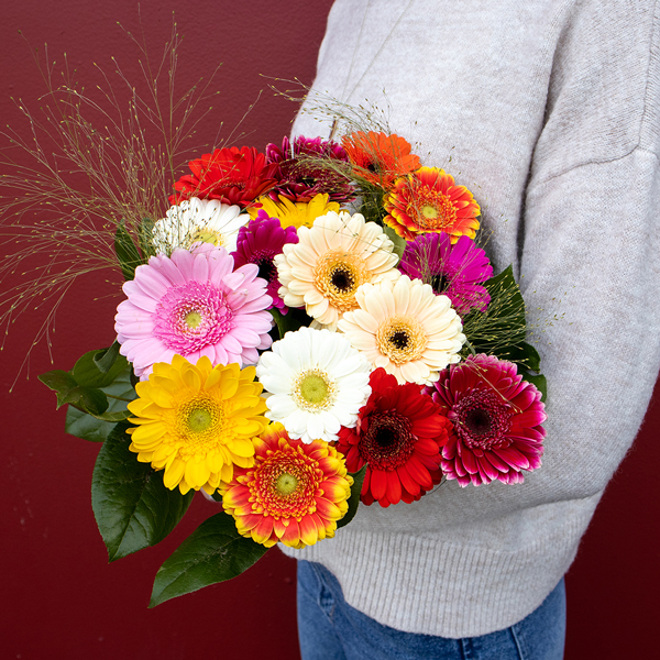 Als Geschenk zum Vatertag Blumen verschicken