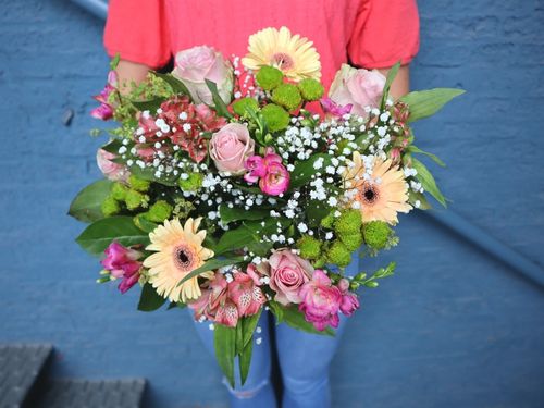 Blumen zum Muttertag schenken Blumen zum Muttertag schenken